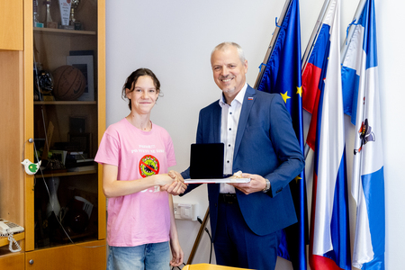 PODELITEV PRIZNANJ ZA ODLIČNOST V OSNOVNI ŠOLI 12.6.2025 - Valter Leban-0069